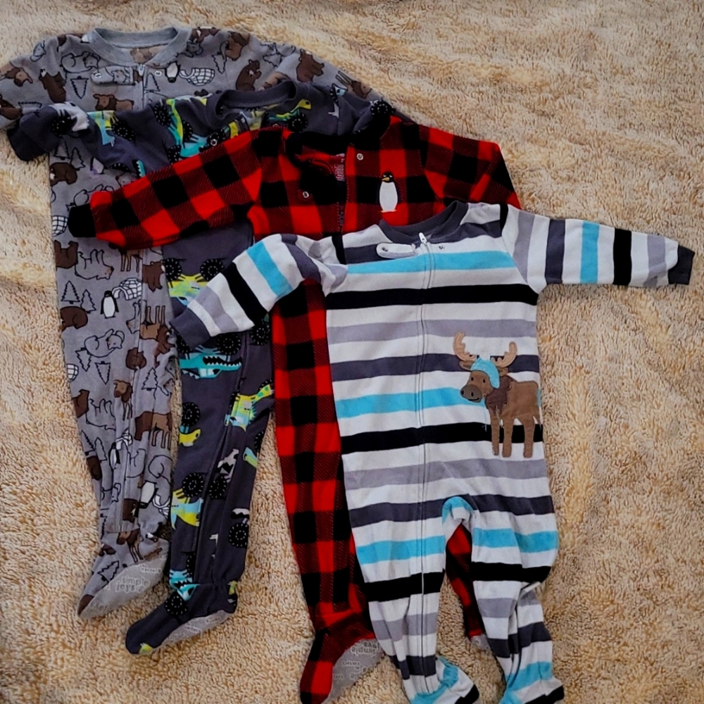 Simple joys Carter's Onsies 2t(Bundle)